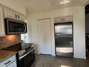 2245 Sunset Ave in Indialantic, FL - Building Photo - Building Photo