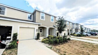 5686 Archipelago St in Nokomis, FL - Building Photo