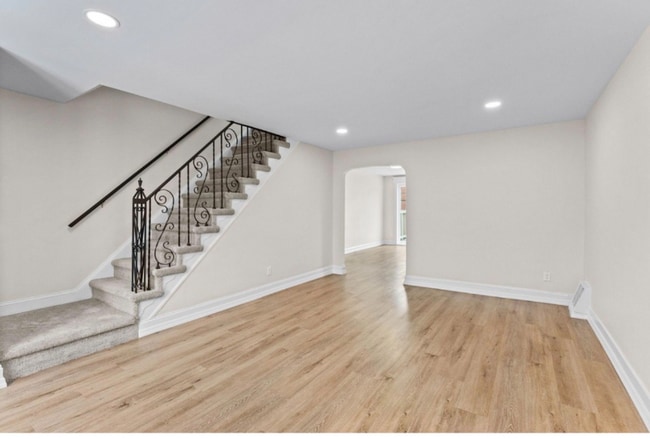 622 Magnolia Ave in Glenolden, PA - Building Photo - Building Photo