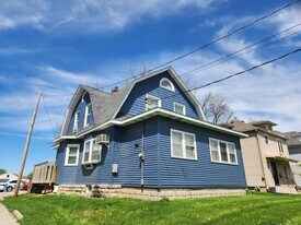 620 Bowery St in Iowa City, IA - Building Photo