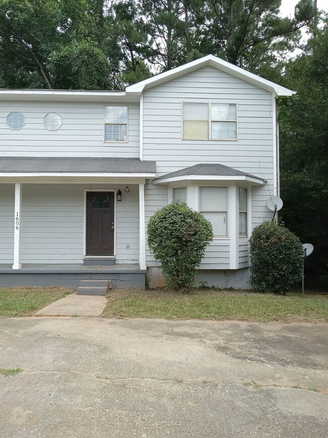 28 Gum Tree Trail in Covington, GA - Building Photo - Building Photo