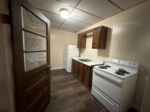 27-27 Durand St in Plattsburgh, NY - Foto de edificio - Building Photo