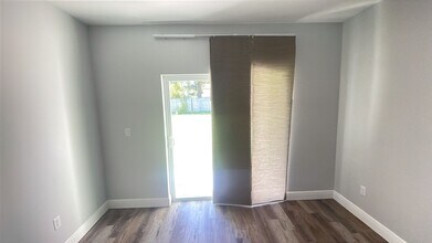 1581 S Montgomery St in DeLand, FL - Building Photo - Building Photo