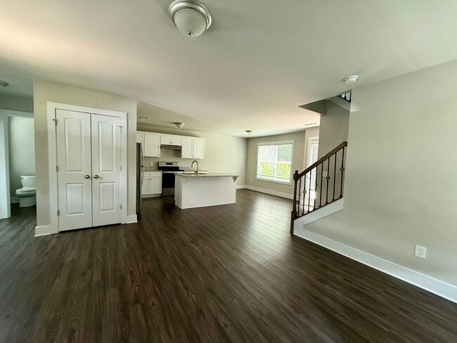 2760 Fleetwood Dr in Cumming, GA - Foto de edificio - Building Photo