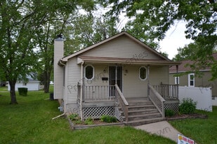 619 Hays St in Rockdale, IL - Building Photo