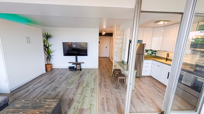 property at 1415 Victoria St