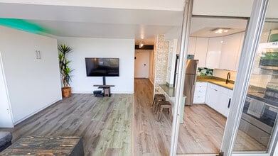 1415 Victoria St, Unit 404 in Honolulu, HI - Foto de edificio - Building Photo