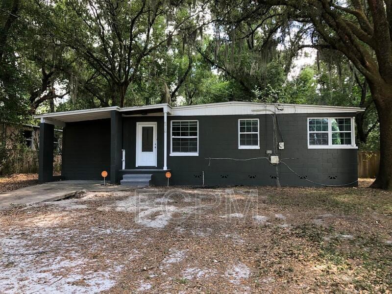 6710 Helston Ct in Jacksonville, FL - Building Photo