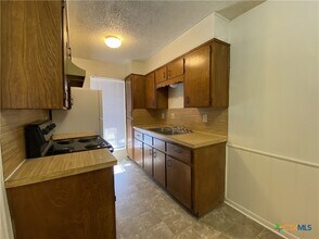 1105 Parmer Ave in Killeen, TX - Building Photo - Building Photo