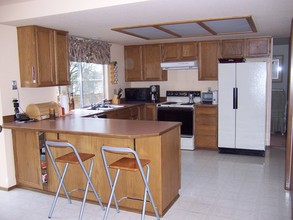 11813 SE 256th Pl in Kent, WA - Building Photo - Building Photo