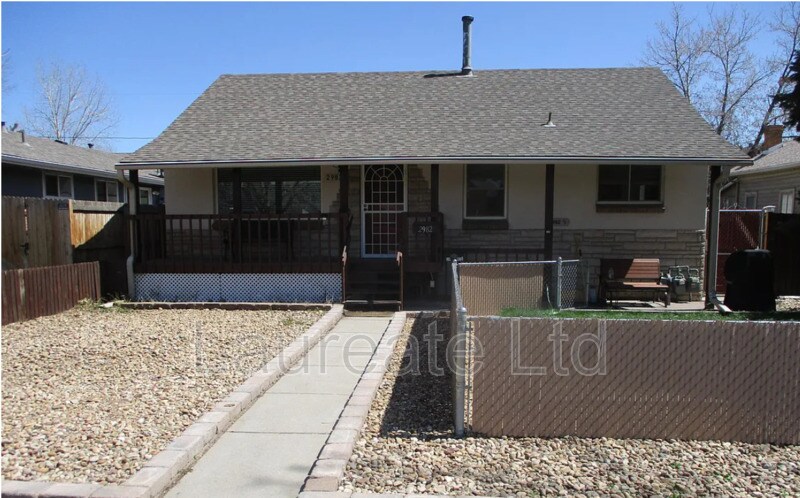 2982 S Delaware St in Englewood, CO - Building Photo