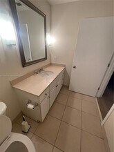 2001 Biscayne Blvd, Unit 2217 in Miami, FL - Building Photo - Building Photo