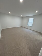 423 E James Dr in Strafford, MO - Building Photo - Building Photo