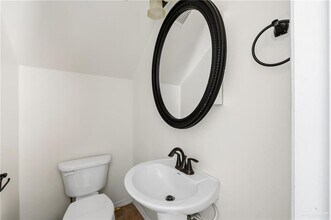 14 W Fig Ave in Pharr, TX - Building Photo - Building Photo