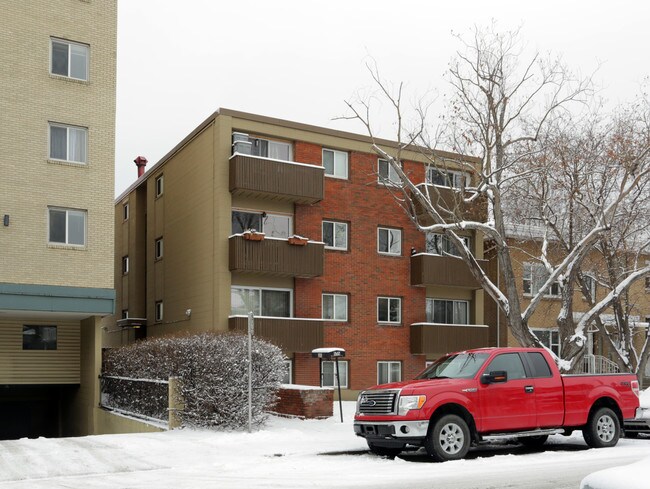 515 19th Ave SW in Calgary, AB - Building Photo - Primary Photo