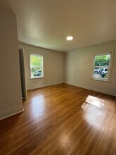 1003 Wolfe Av in Vancouver, BC - Building Photo - Building Photo