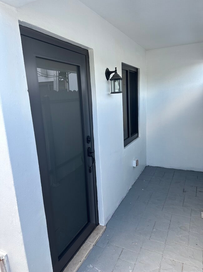 2936 SW 11th St in Miami, FL - Building Photo - Building Photo