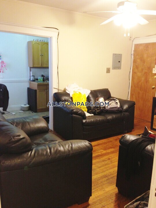 110 Brainerd Rd-Unit -17 in Boston, MA - Building Photo