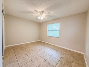 228 Fleming Ave in Greenacres, FL - Building Photo - Building Photo