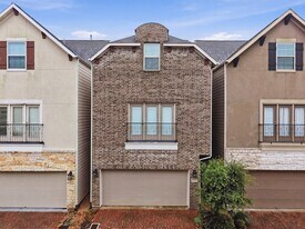 1121 Shepherd Oaks Dr in Houston, TX - Building Photo