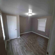 201 Lee St in Gaffney, SC - Foto de edificio - Building Photo