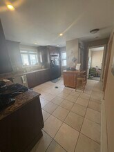 47 Boston Ave, Unit 2 in Somerville, MA - Building Photo - Building Photo