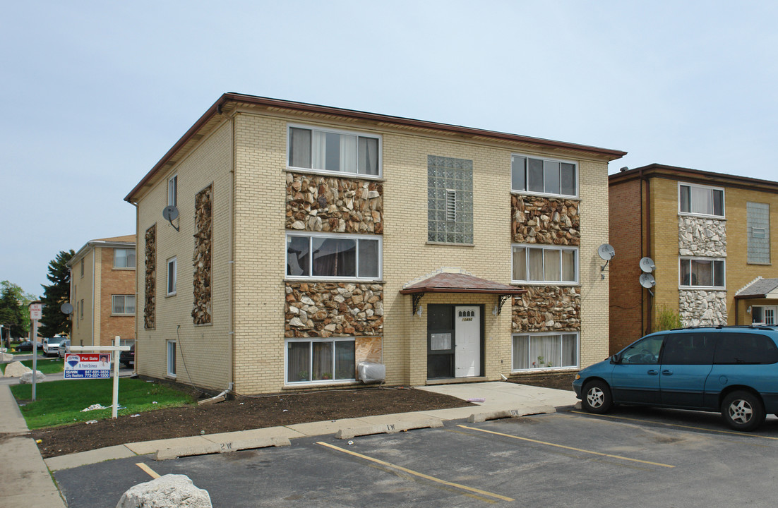 10490 Betty Ct in Rosemont, IL - Foto de edificio