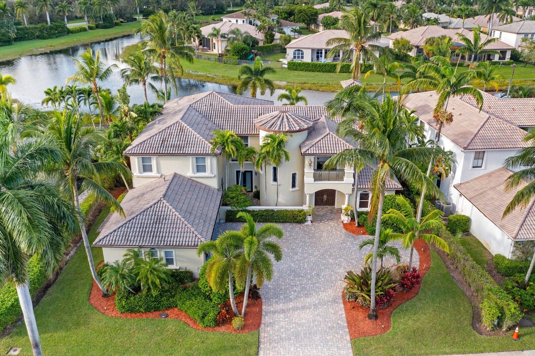 11679 Sunrise View Ln in Wellington, FL - Foto de edificio