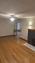 1528 Division St in Charleston, IL - Building Photo - Building Photo