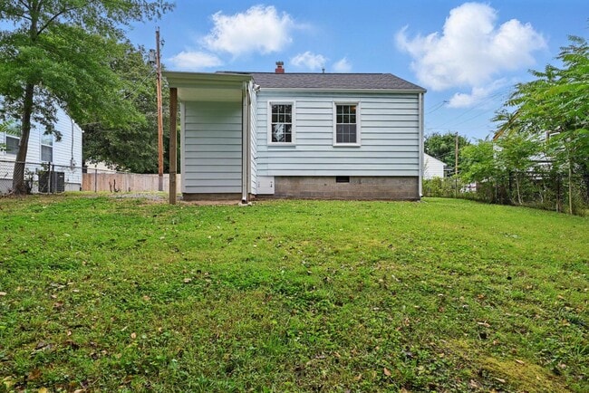 property at 862 Apperson St
