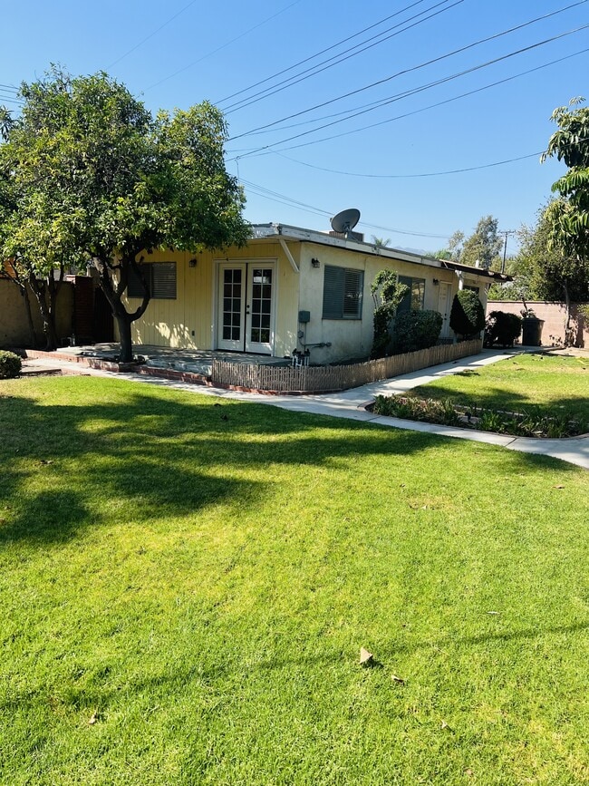 1434 Kellogg Ave in Corona, CA - Building Photo - Building Photo