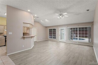 12 E St in Mission, TX - Building Photo - Building Photo