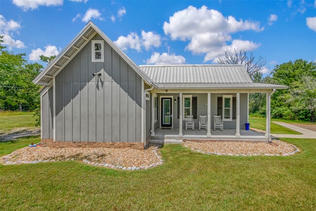 5444 Raymond Stotzer Pkwy in College Station, TX - Building Photo - Building Photo