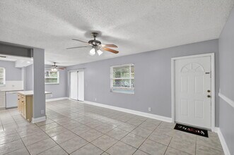 310 S J St in Lake Worth Beach, FL - Building Photo - Building Photo