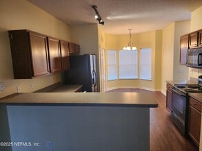 490 Hopewell Dr in Orange Park, FL - Building Photo - Building Photo