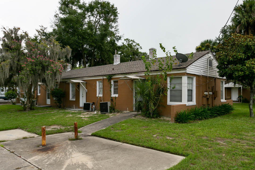 Steven's Village in Jacksonville, FL - Building Photo