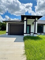 670 Chemstrand St E in Lehigh Acres, FL - Building Photo