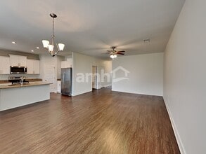 5018 Mountain Springs Rd in Nashville, TN - Building Photo - Building Photo