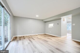 28 Sandstone Ct in Perry Hall, MD - Building Photo - Building Photo