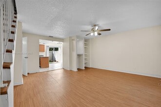 7862 Kimberly Blvd in North Lauderdale, FL - Building Photo - Building Photo