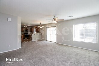 39405 N Marla Cir in San Tan Valley, AZ - Foto de edificio - Building Photo