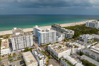 Ocean Point Condominium in Miami Beach, FL - Building Photo - Building Photo