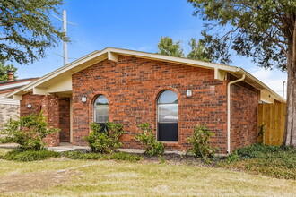 2909 Weather Vane Ln in Dallas, TX - Building Photo - Building Photo