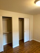 2210 Arlington Dr in Medford, OR - Building Photo - Building Photo