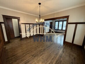 2137 N 62nd St in Wauwatosa, WI - Building Photo - Building Photo