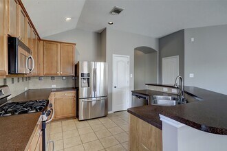 13834 Rolling River Ln in Houston, TX - Building Photo - Building Photo