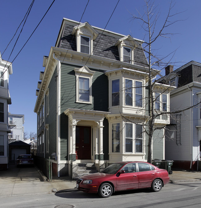 76 Vinton St in Providence, RI - Building Photo - Building Photo