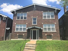4995 Quincy St, Unit 1E in St. Louis, MO - Building Photo