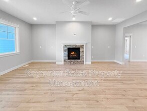 74 S Ravine Way in Nampa, ID - Building Photo - Building Photo