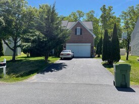 35352 Gosling Ln, Unit Basement-Apartment in Locust Grove, VA - Building Photo